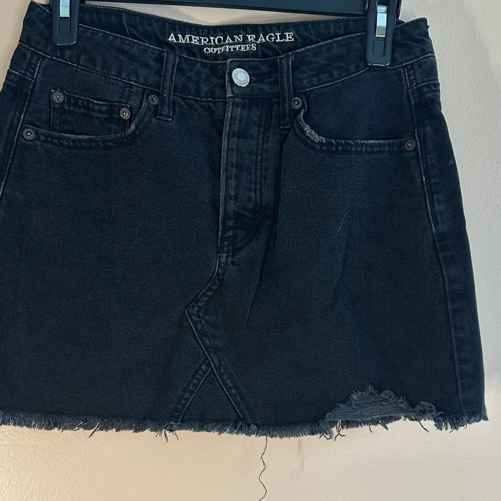 American Eagle Outfitters Dark Denim Skirt - Picture 3 of 6